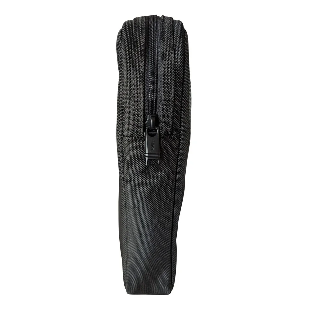 Tumi Black Ballistic Nylon Padded Laptop Sleeve Case Professional Tech Bag